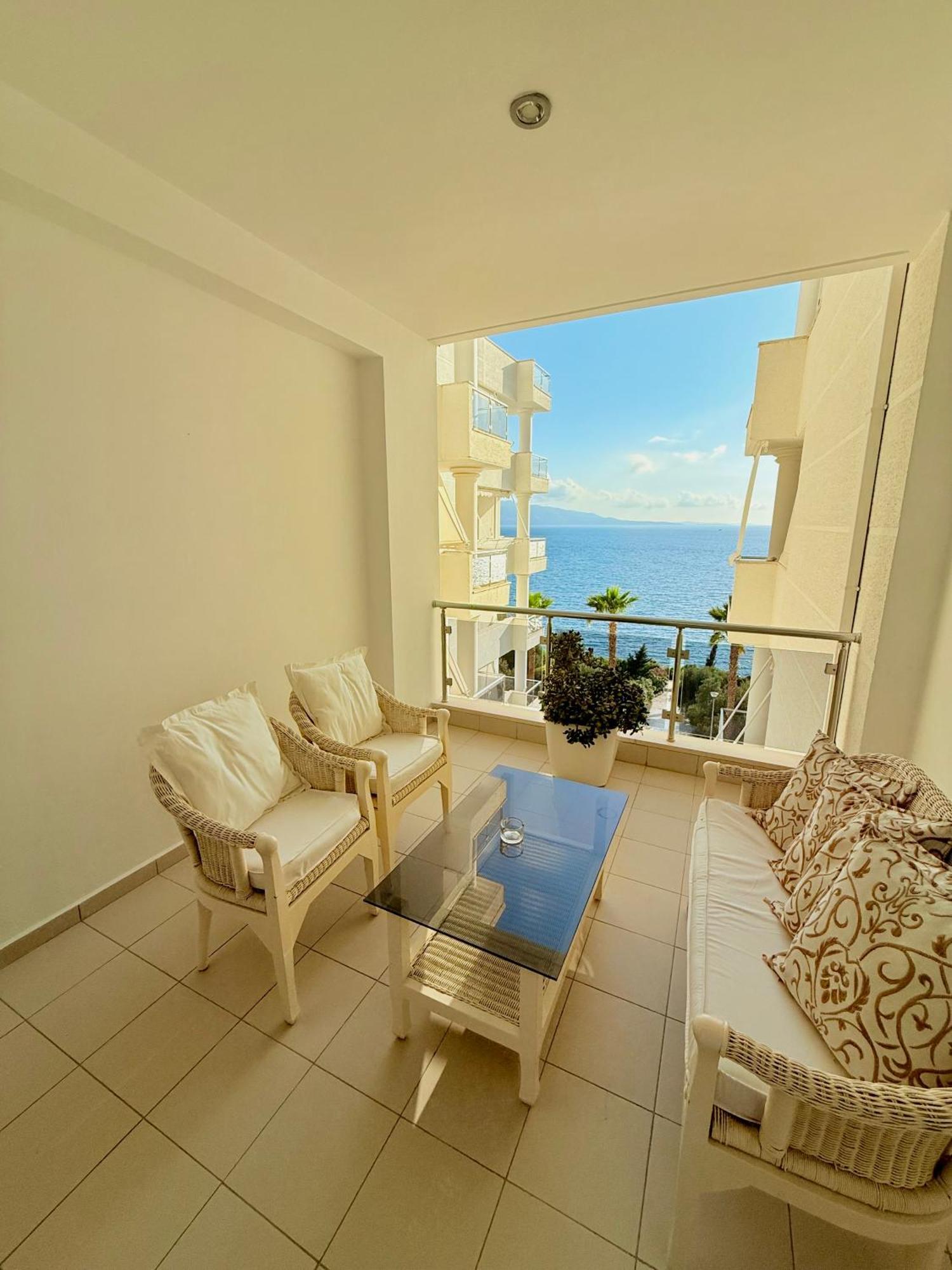 Limani Deluxe Apartments Sarandë Exterior foto